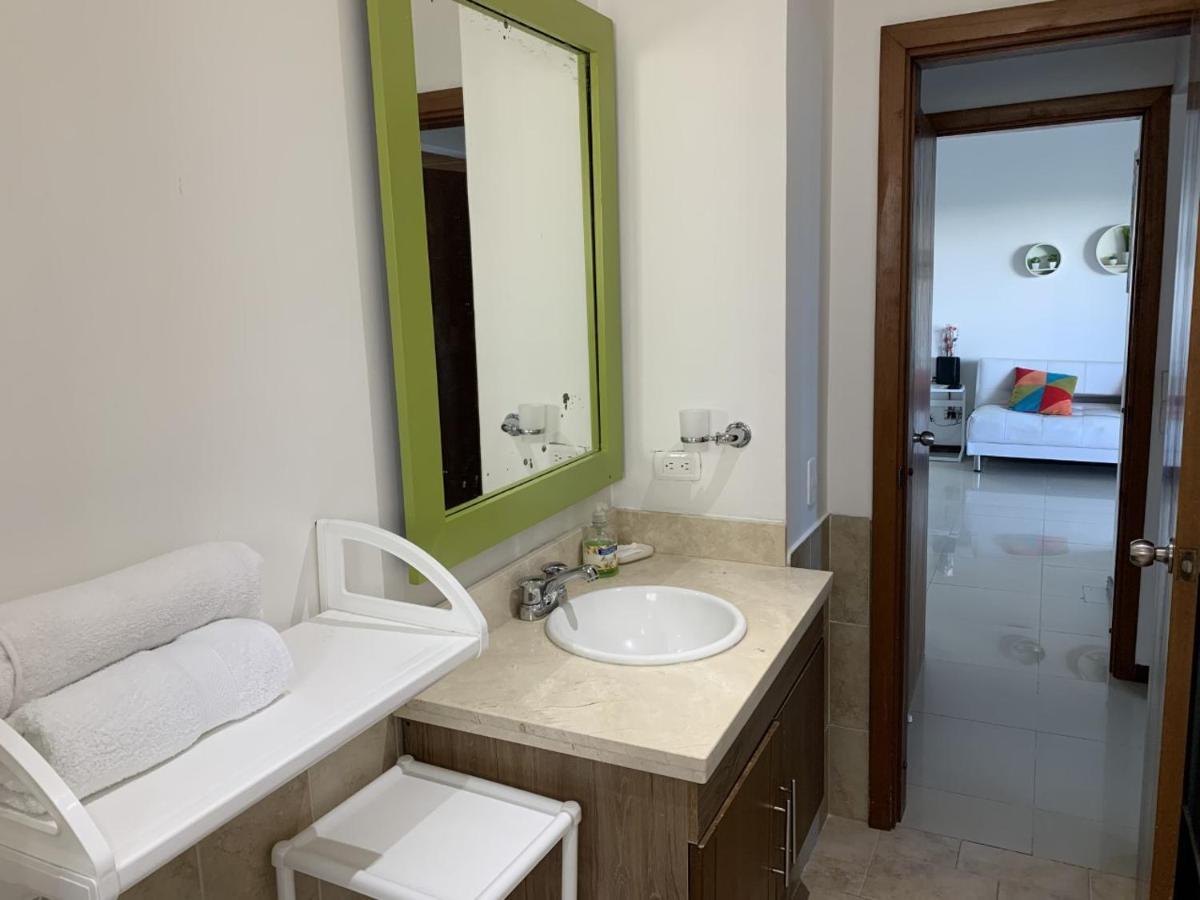 Apartamento Mirador Del Laguito Cartagena エクステリア 写真